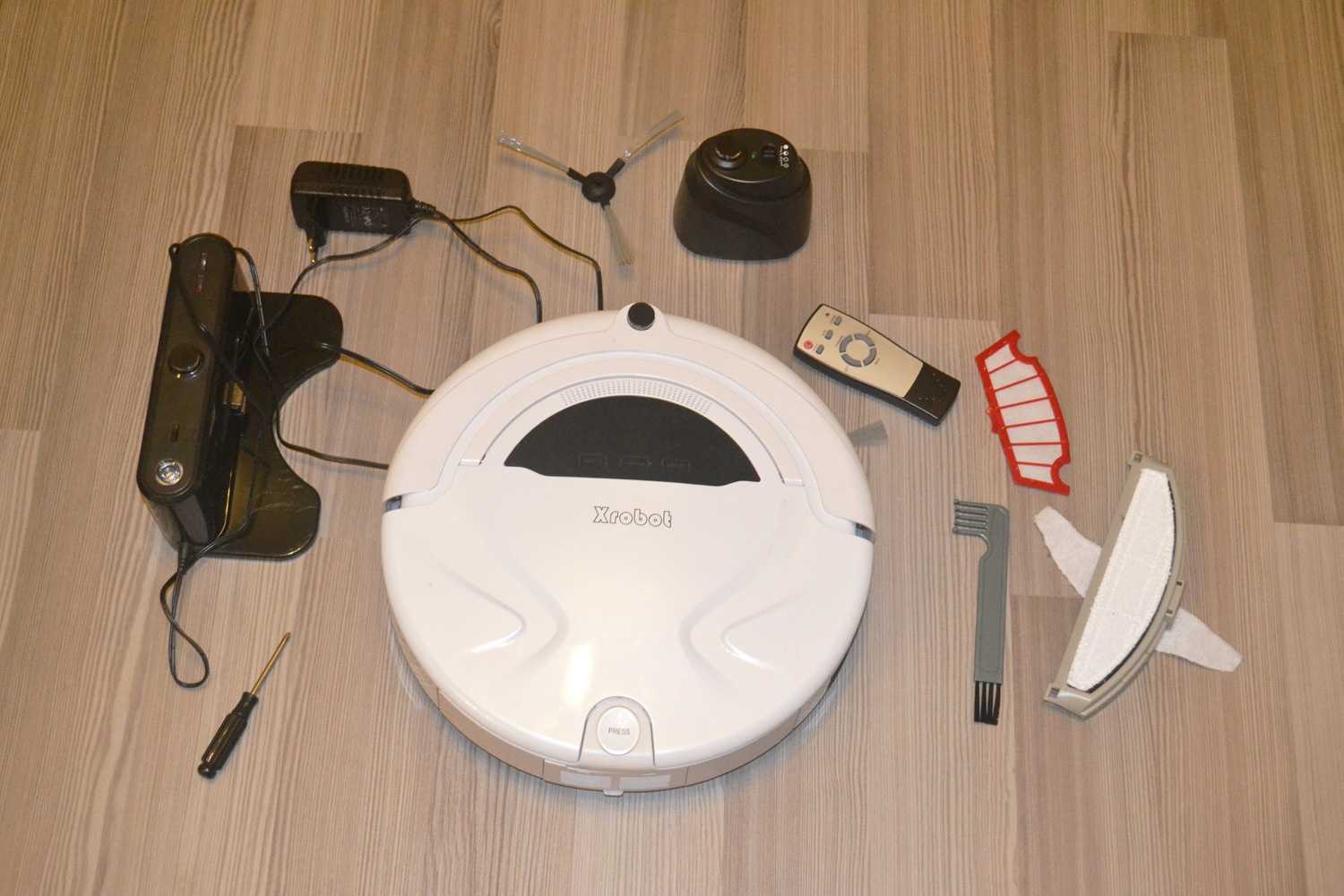 Робот-пылесос qwikk xrobot 700: технические характеристики и отзывы пользователей о гаджете