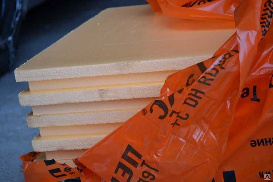 Можно ли утеплять дом изнутри: аргументы за и против